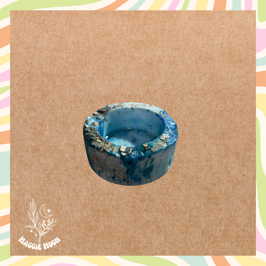 Geode Tealight Candle Holder- Blue and silver
